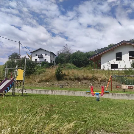 Apartment Sur Nus Quart
